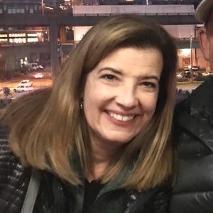 Meet your Posher, Debbie